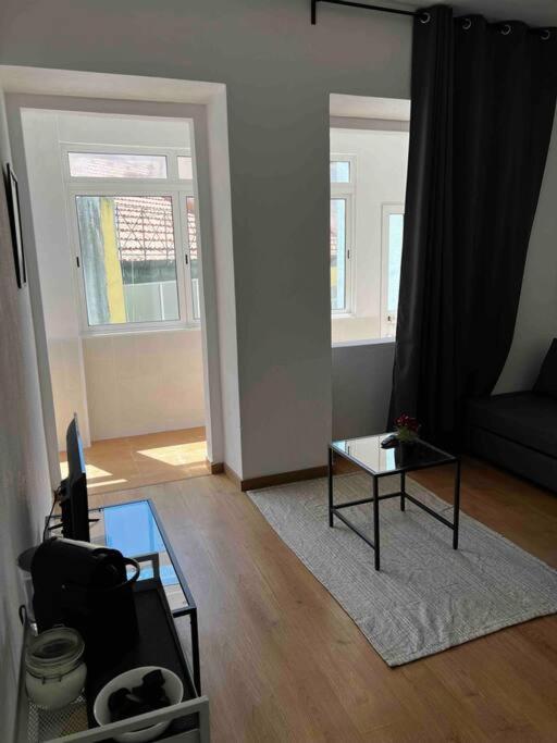 Apartment Amazing Two Bedrooms “with Lift” Lissabon